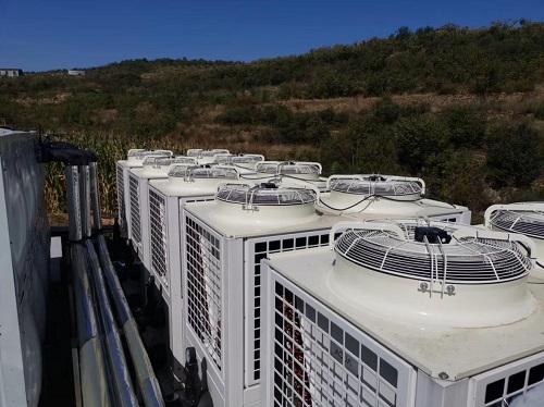 安裝完畢的AQUA花季传媒黄版下载空氣源熱泵